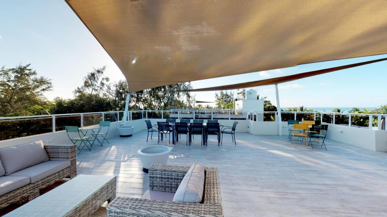 شقة Penthouse - Private Roof Terrace - Sea & Mountain View غراند بايَ المظهر الخارجي الصورة